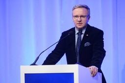 Szczerski: W Auschwitz prezydent nie będzie polemizował z Putinem