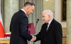 'Premier Kaczyński jest w wieku mojego ojca, więc trudno tutaj mówić o przyjaźni'