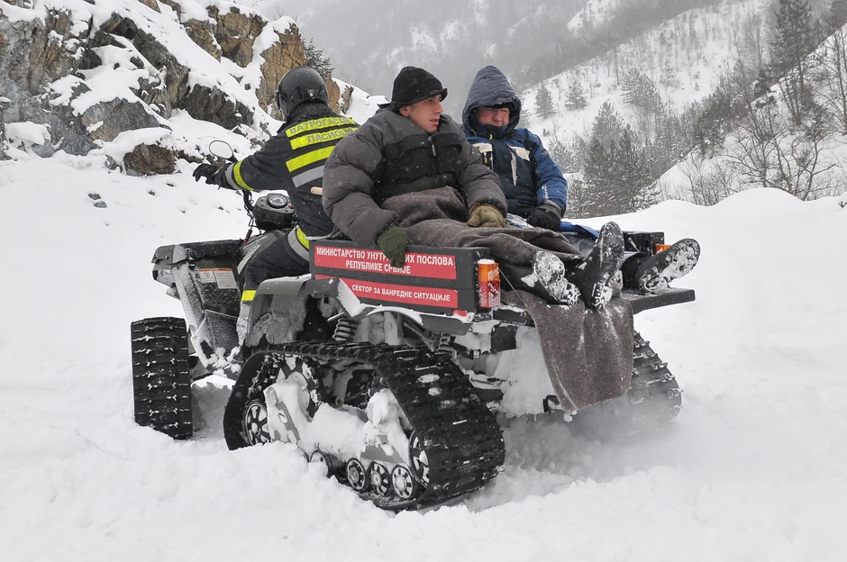 Evakuacija meštanina na Goču