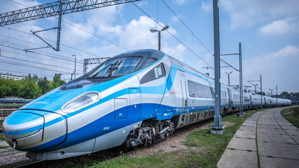 Kraków: paraliż pociągów, pasażerowie mogą dostać odszkodowania