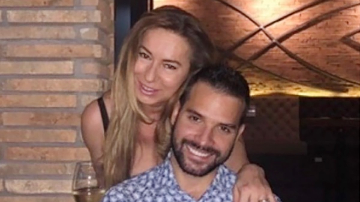 Filip Živojinović sa majkom Zorica