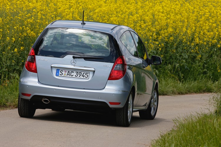 Mercedes klasy A - pierwsze miejsce w klasie aut kompaktowych