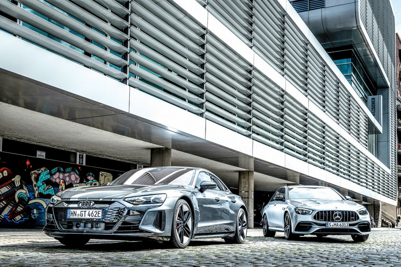 Audi RS e-tron GT i Mercedes-AMG E 63 S 4Matic+ (2021)