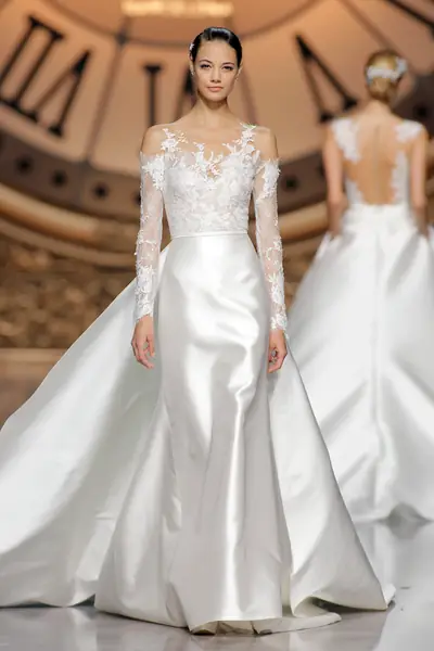 Pronovias