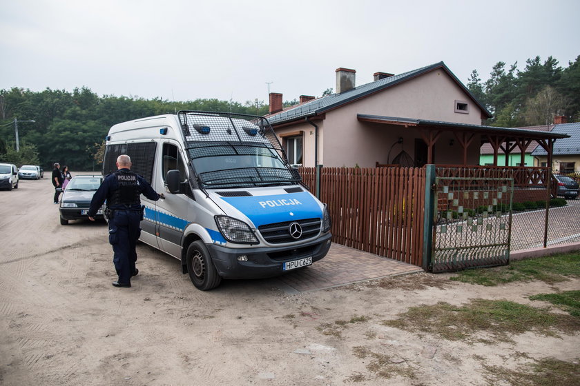 Kaplin: koniec poszukiwań Jacka D. Podpalacza znaleziono w lesie