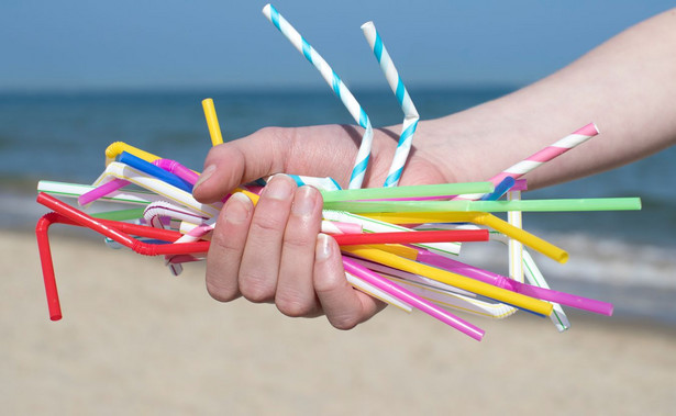 Pożegnanie ze słomką. UE serwuje nam plastikową rewolucję