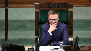 Zalew memów z marszałkiem Hołownią, transmisja z Sejmu podbija polski YouTube. "Nie ma z czego drwić"