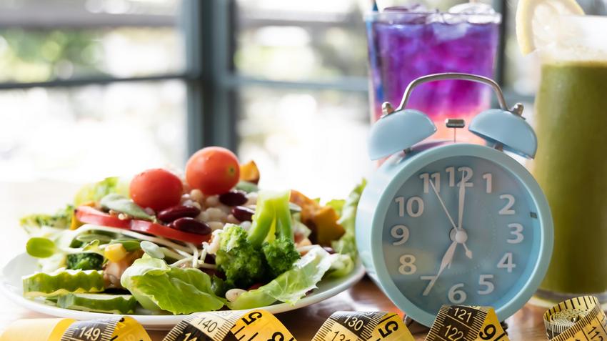 4 órás diéta Időszakos böjt: mire figyelj, ha ezzel a módszerrel akarsz fogyni sport mellett?