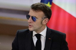 macron wysłał sms-a do trumpa. prezydent usa ujawnił jego treść