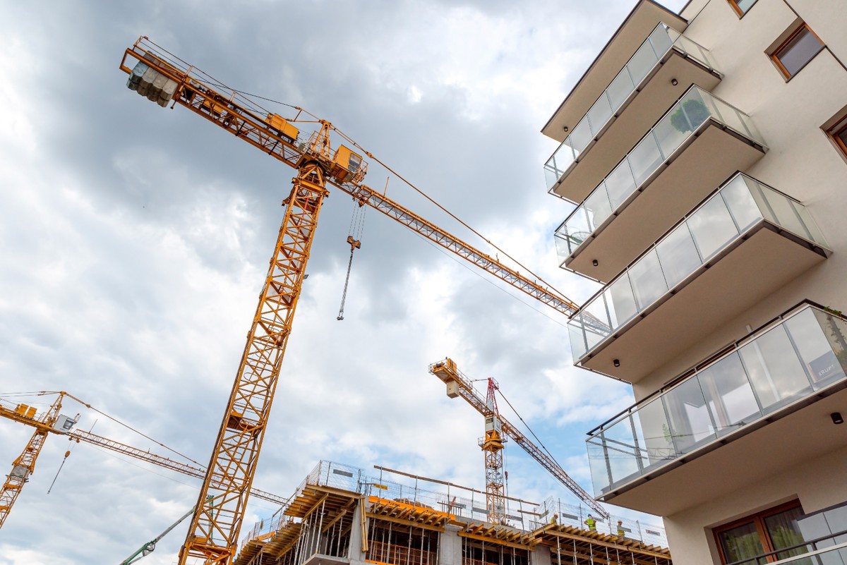 Sprzedaż mieszkań rośnie, ceny spadają. Nadchodzi nowa epoka dla deweloperów