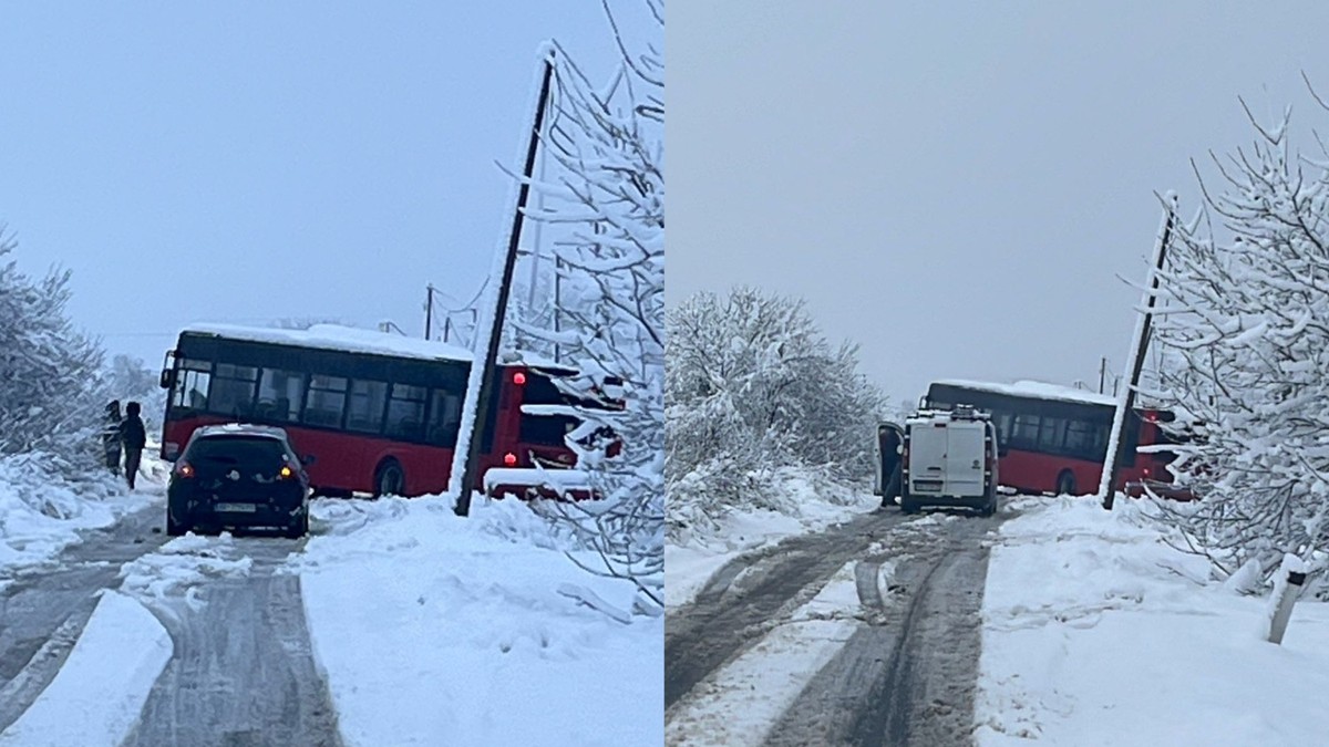 Autobus na liniji 104 skliznuo sa puta i blokira put