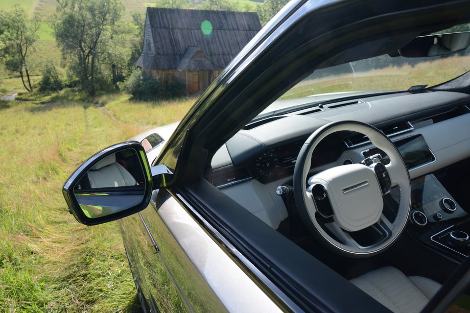 Range Rover Velar – pierwszy test nowego brytyjskiego SUV-a