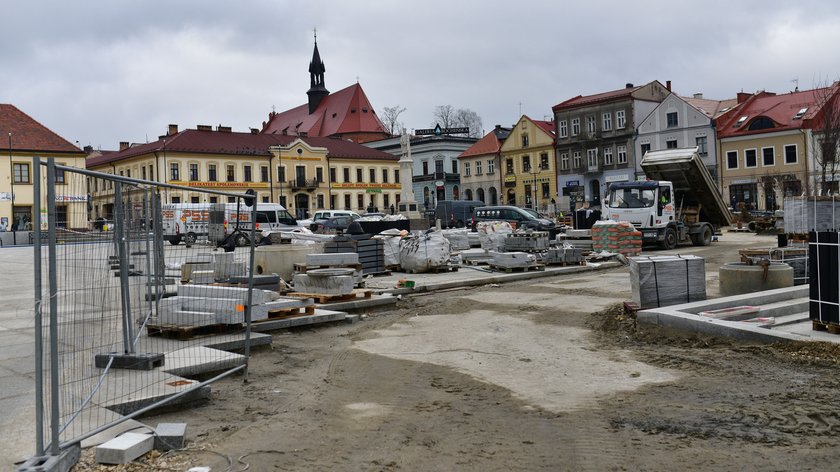 Szokujące odkrycie na rynku w Bochni: Tu palili czarownice!