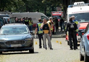 Na mestu napada je veliki broj hitnih službi | Foto: AFP via Getty Images