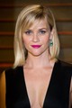 Ez a vágás azoknak lehet igazán előnyös, akiknek a hajuk vékonyszálú, és nem alkalmas egy tömöttebb frufru viselésére. Próbáld ki Reese Witherspoon módszerét, garantált a siker!.