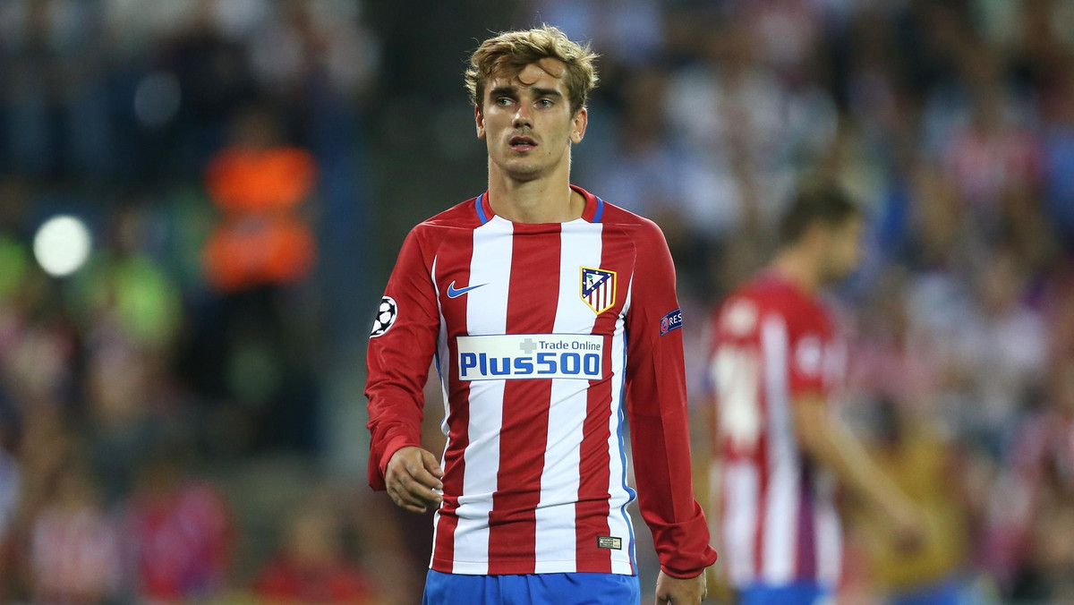 Hiszpańskie media informują, że francuski napastnik Atletico Madryt Antoine Griezmann może nie wystąpić w wielkich derbach Madrytu, które rozegrane zostaną w sobotę 19 listopada. Powodem jest kontuzja kostki 25-latka.