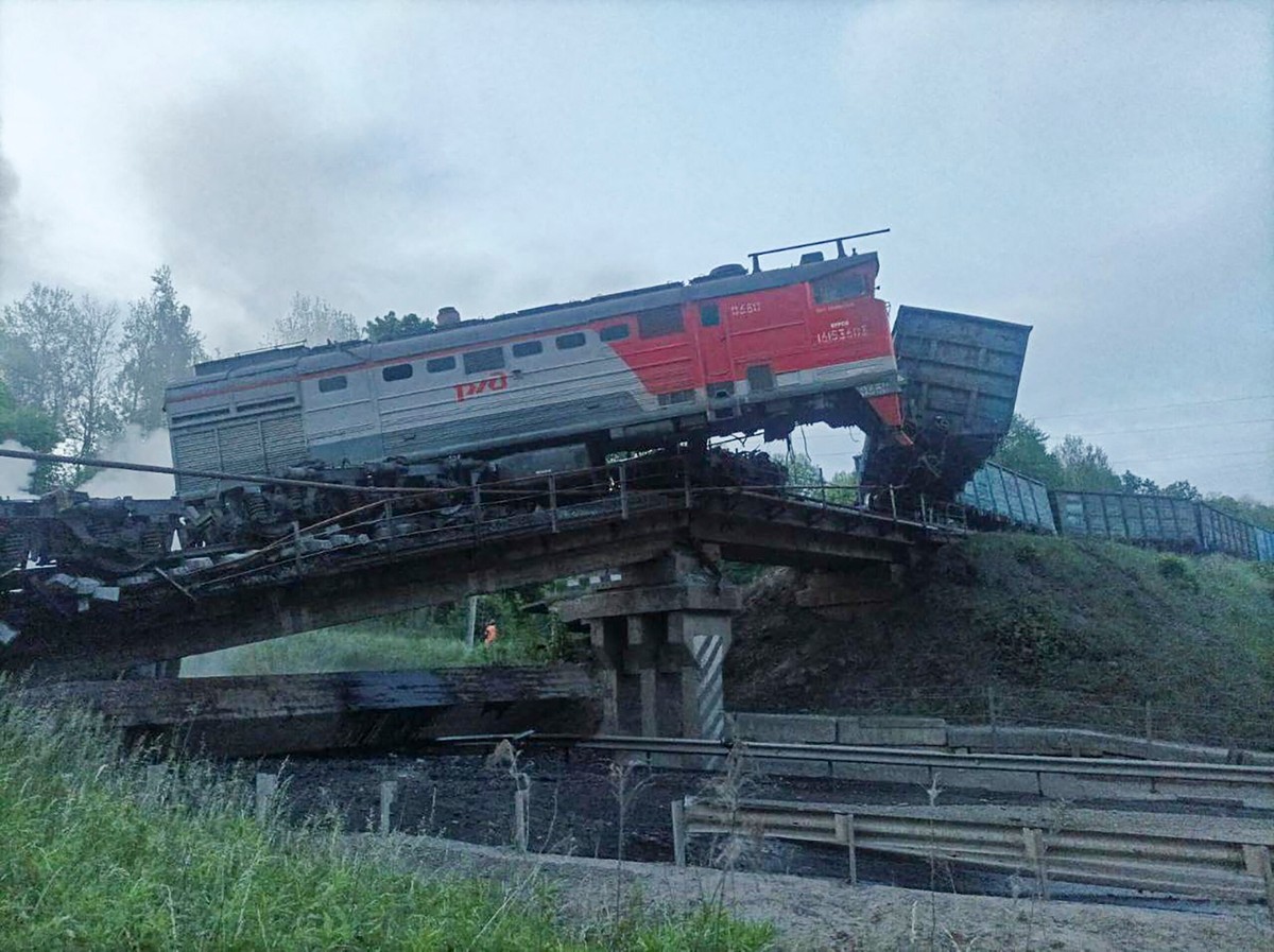 Zamachy na infrastrukturę w Rosji. Eksplozje zniszczyły dwa mosty