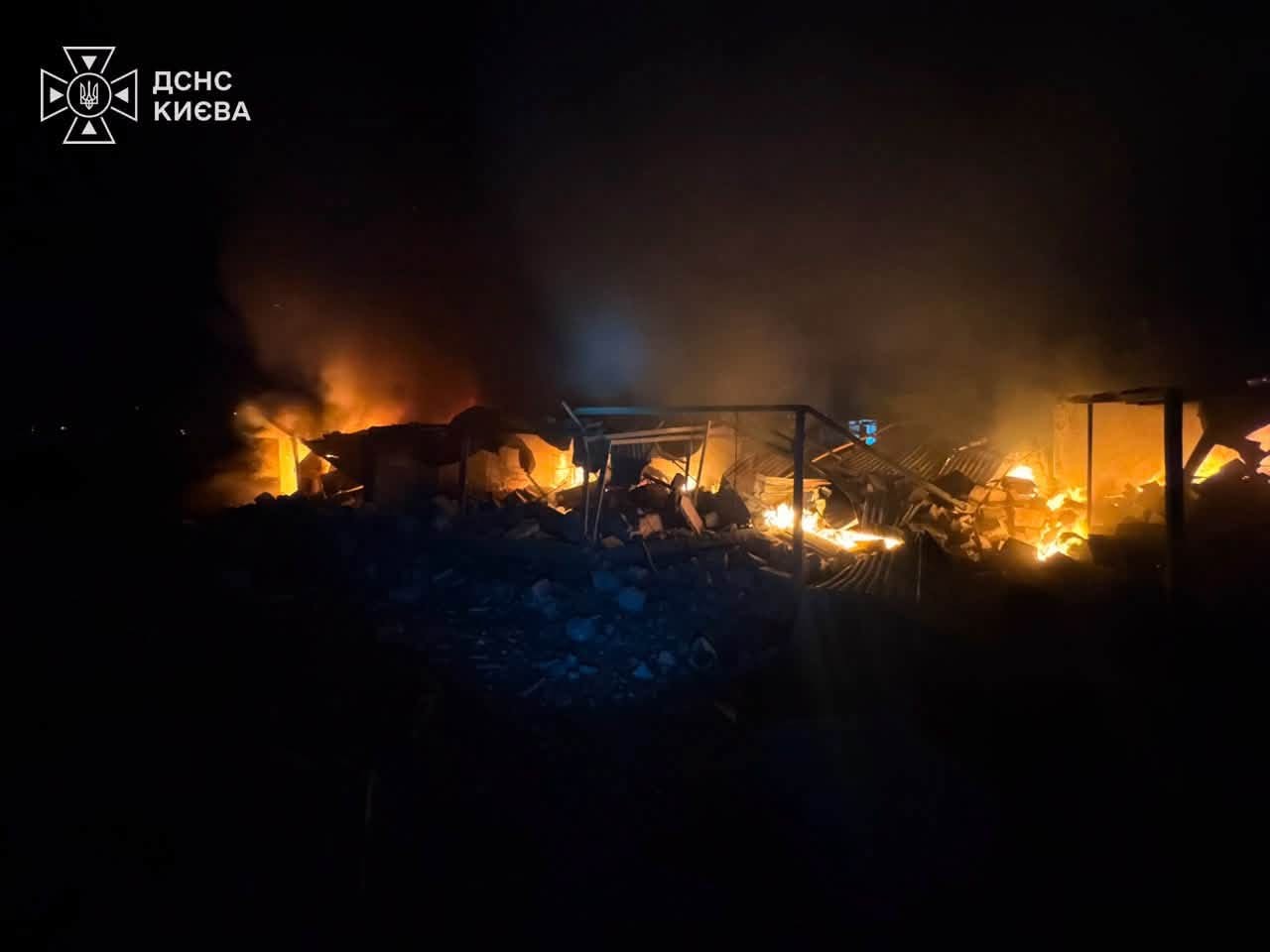 Rusko zaútočilo balistickými raketami na Ukrajinu. 