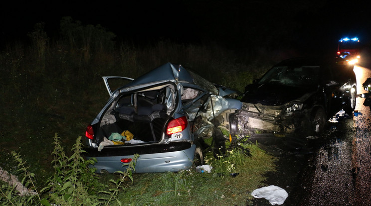 A baleset következtében az egyik járművet vezető 86 éves férfi meghalt / Fotó: police.hu