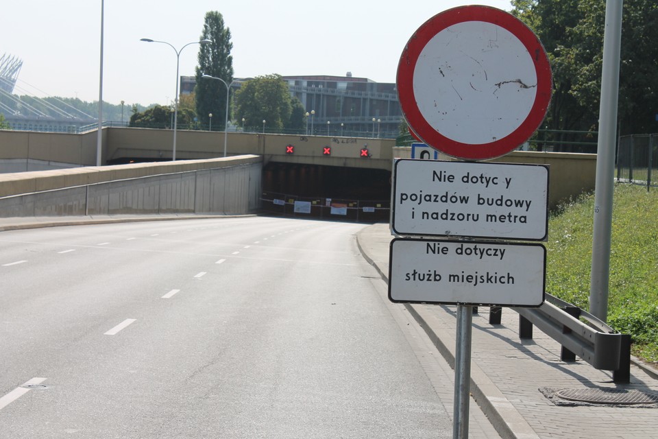 Zamknięty tunel na Wisłostradzie, Fot. Piotr Halicki/Onet.