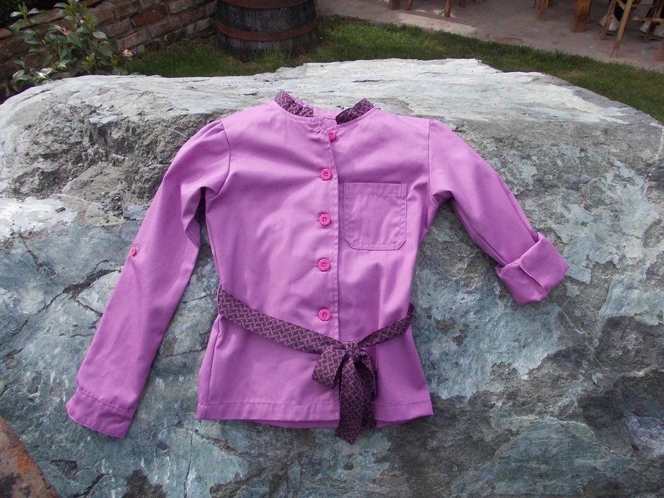 Učenice će nositi roze sakoe