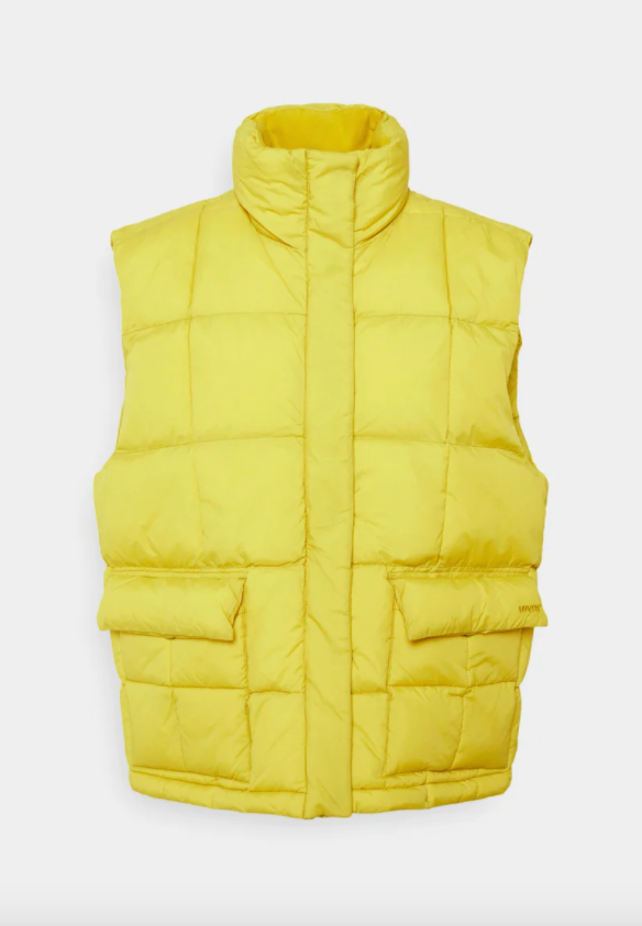 Une veste jaune lumineuse originale «Romy» de Levi’s, CHF 120.–, via Zalando.