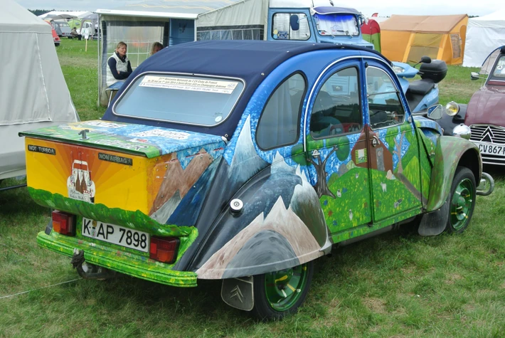 Zlot Citroenów 2CV