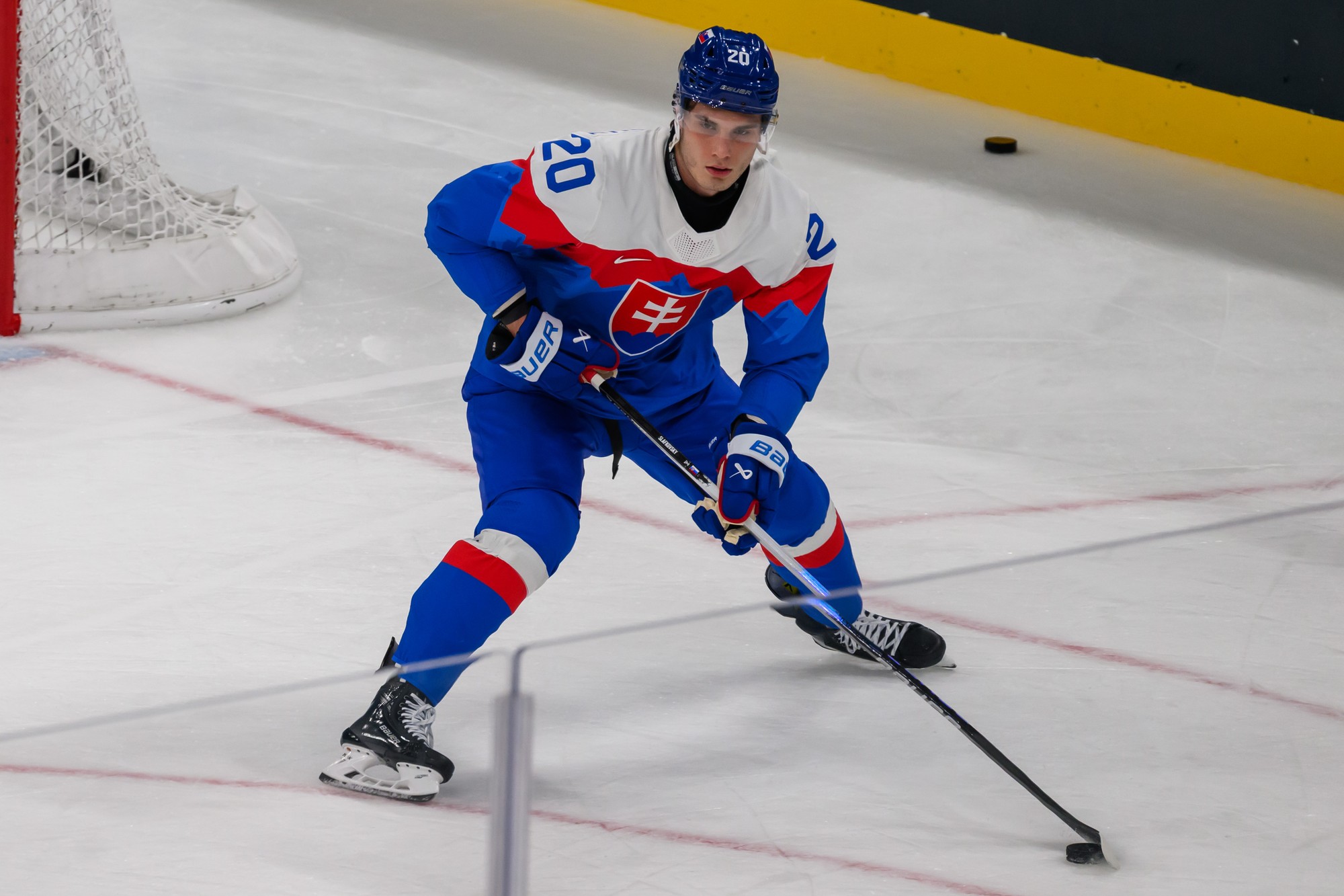 Slovenský hokejista Juraj Slafkovský. 