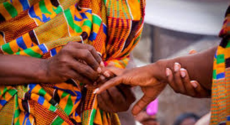 Groom dies mysteriously at his wedding in the central region just after dancing with bride