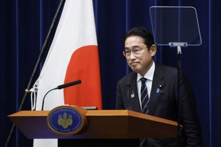 Reakcja na sprzeciw społeczeństwa. Premier Japonii i ministrowie zwrócą część pensji