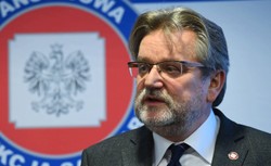 Jarosław Pinkas: Idziemy na wojnę z "antyszczepionkowcami"