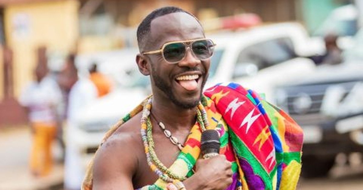 Any President that attempts to fight corruption will die in 2 weeks – Okyeame Kwame