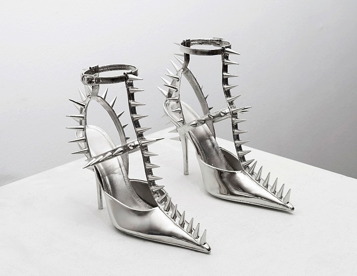 IHRE NÄCHSTEN PROJEKTE? «Im Mai habe ich eine grosse Schau in der Pinacoteca Agnelli in Turin, Mitte Juni stelle ich mit meiner Galerie Karma International an der Art Basel aus, und im Herbst bin ich in einer Gruppenausstellung im Kunstmuseum Basel vertreten.»