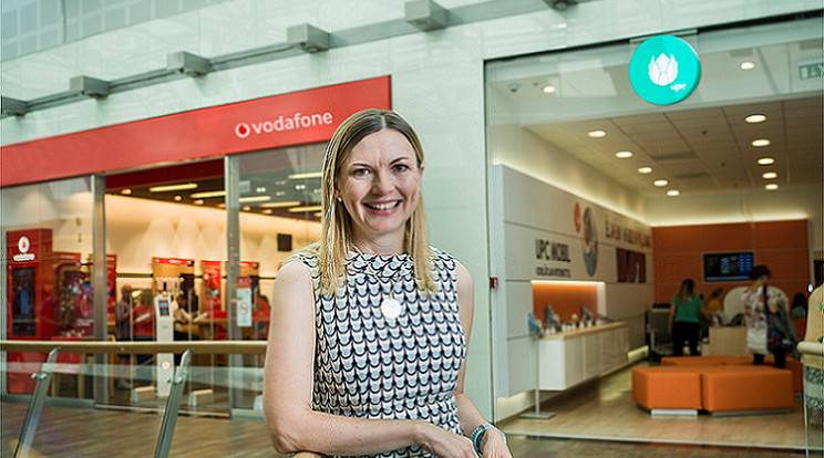 Amanda Nelson, a Vodafone Magyarország vezérigazgatója ismertette a részleteket / Fotó: Vodafone Magyarország