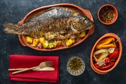 Karp jest mdły? Te trzy przyprawy podkręcą jego smak