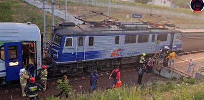 Makabra na torach w Piasecznie. Pieszy został zmiażdżony przez pociąg