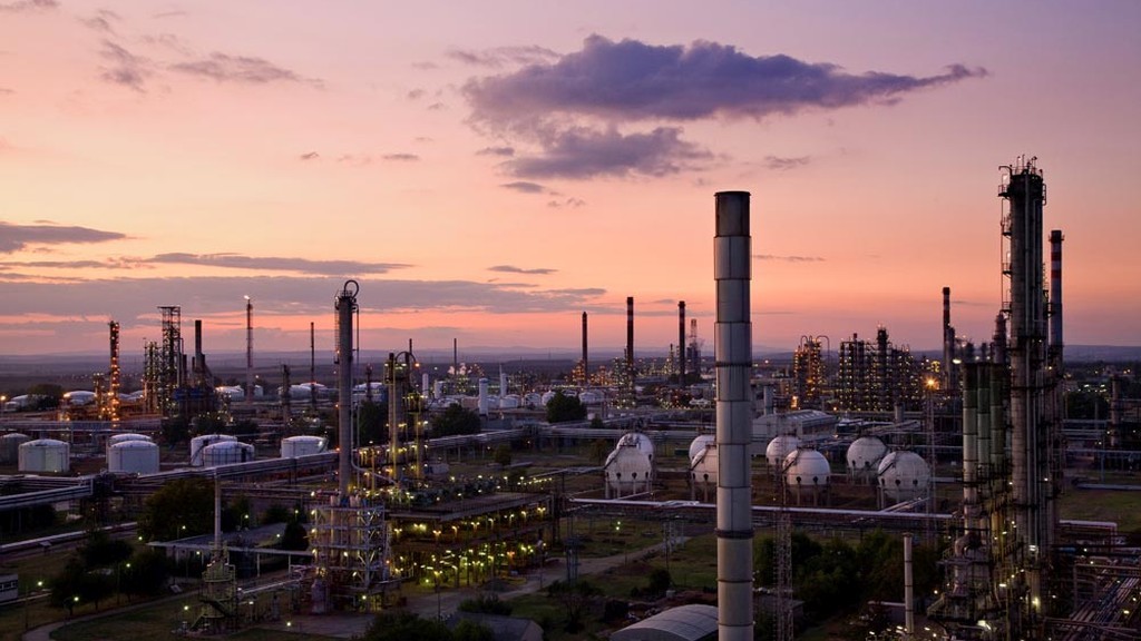 Az egykori molos vezető szerint légből kapott állítás, hogy energiakrízist okozna a Lukoil leállítása