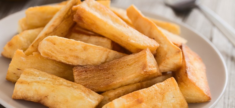 Rzadko pojawia się w sklepach, a frytki z niego są obłędne. Jeśli trafisz na to warzywo, nie zastanawiaj się nad zakupem