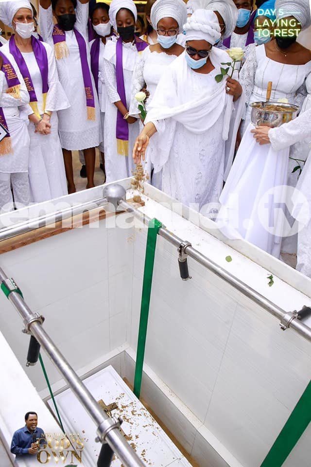 TB Joshua has been buried; check out the final resting place 