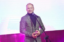 Maciej Stuhr ma luksusową rzecz na zbyciu. "Po ile, panie?"