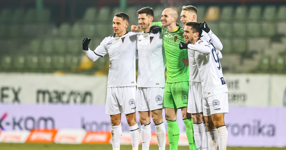 Ekstraklasa Pogon Liderem Na Polmetku Artur Bugaj O Portowcach Pilka Nozna