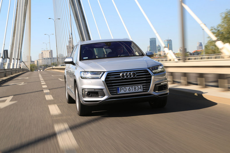 Audi Q7 e-tron - czy warto kupić hybrydę?