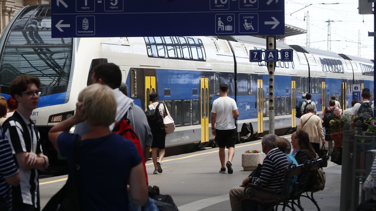 A MÁV-ra is lecsapott az ítéletidő: több vonalon is komoly késésekre kell számítani