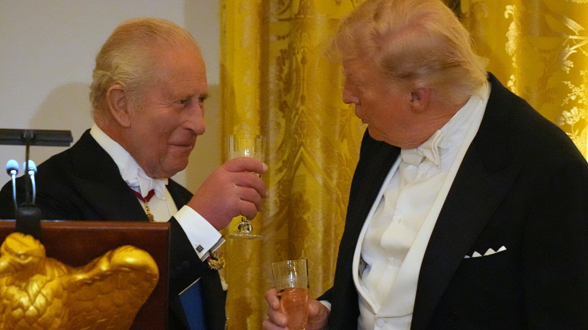 Kráľovská návšteva Donalda Trumpa v Spojených štátoch.