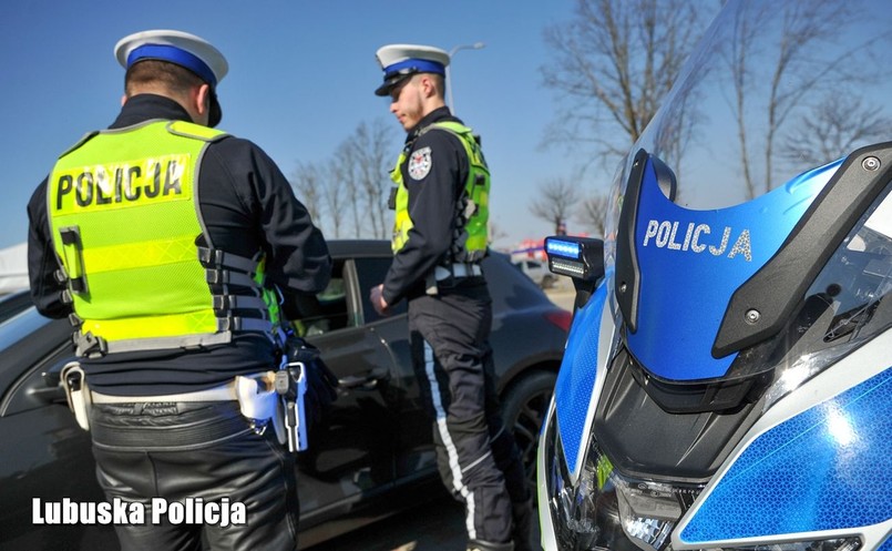 Masz to w aucie? Żegnaj się z dowodem rejestracyjnym