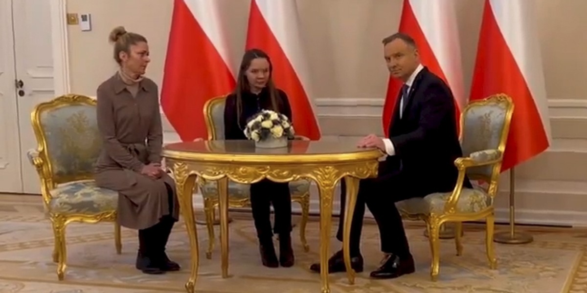 Roma Wąsik, Barbara Kamińska i prezydent Andrzej Duda.