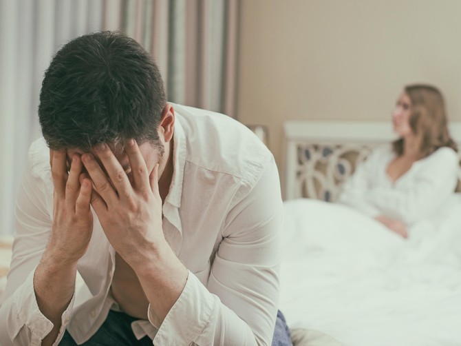 Zašto neki muškarci želju za intimnim odnosima sa svojim ženama, a nije u pitanju preljuba