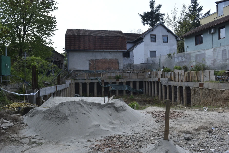 Nodilova 10, mesto gde je pronađena bomba