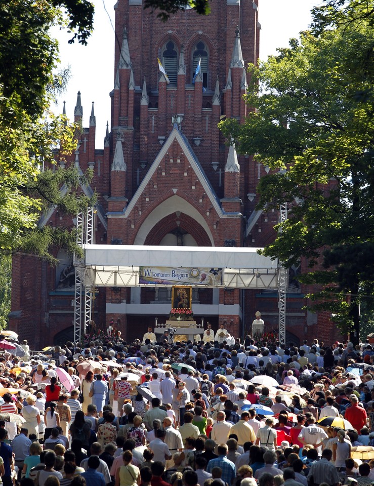 Pielgrzymka kobiet i dziewcząt