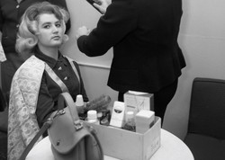 Pani Walewska, Zielone Jabłuszko... To były kultowe kosmetyki PRL-u  [FOTO]